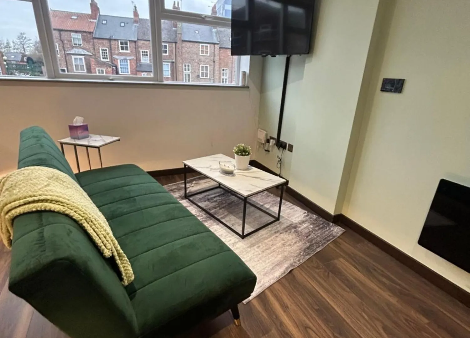 New! Amazing Studio Apartment Sleeps 3 Hull Central Kingston upon Hull
